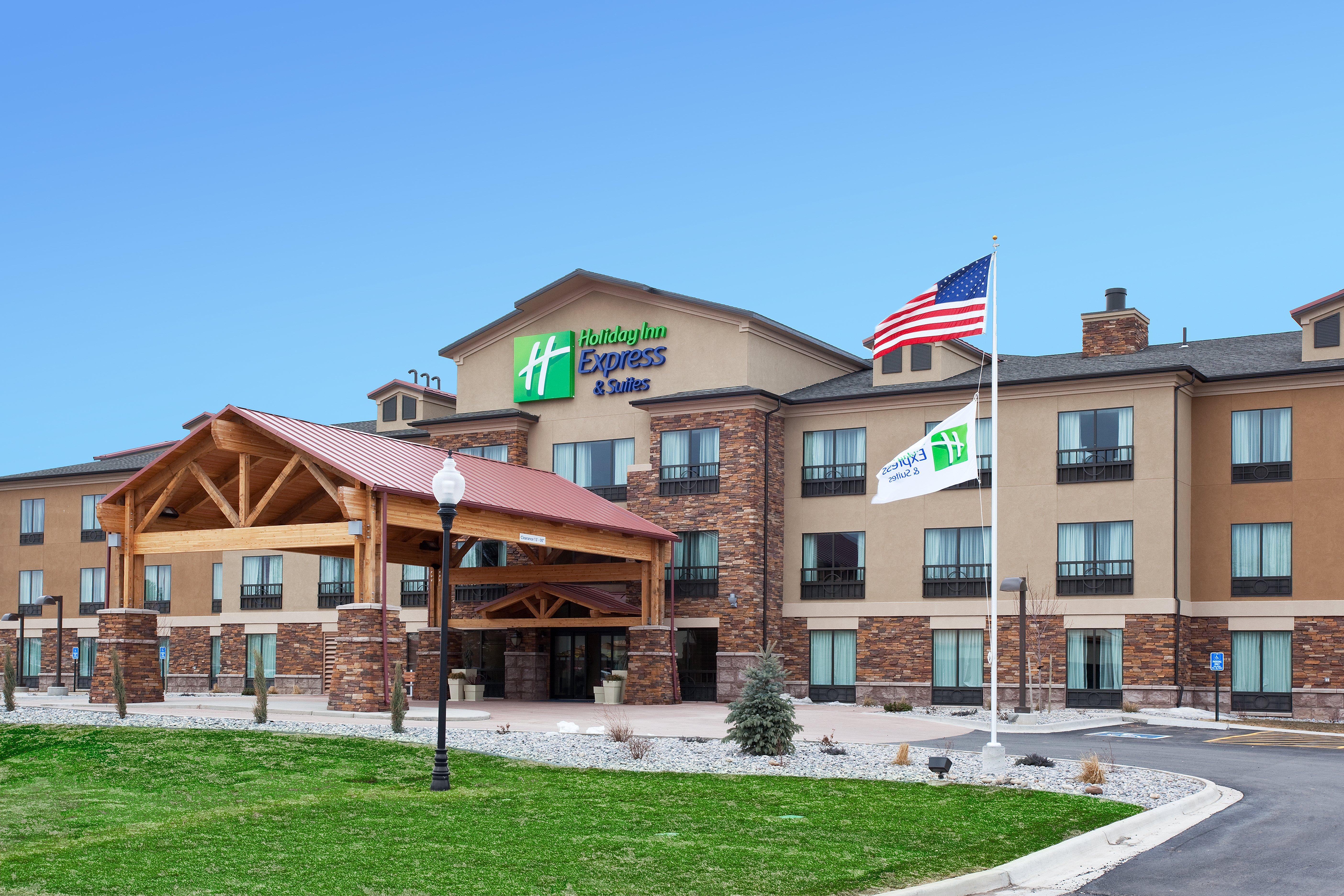 Holiday Inn Express Hotel & Suites Lander, An Ihg Hotel Exterior photo